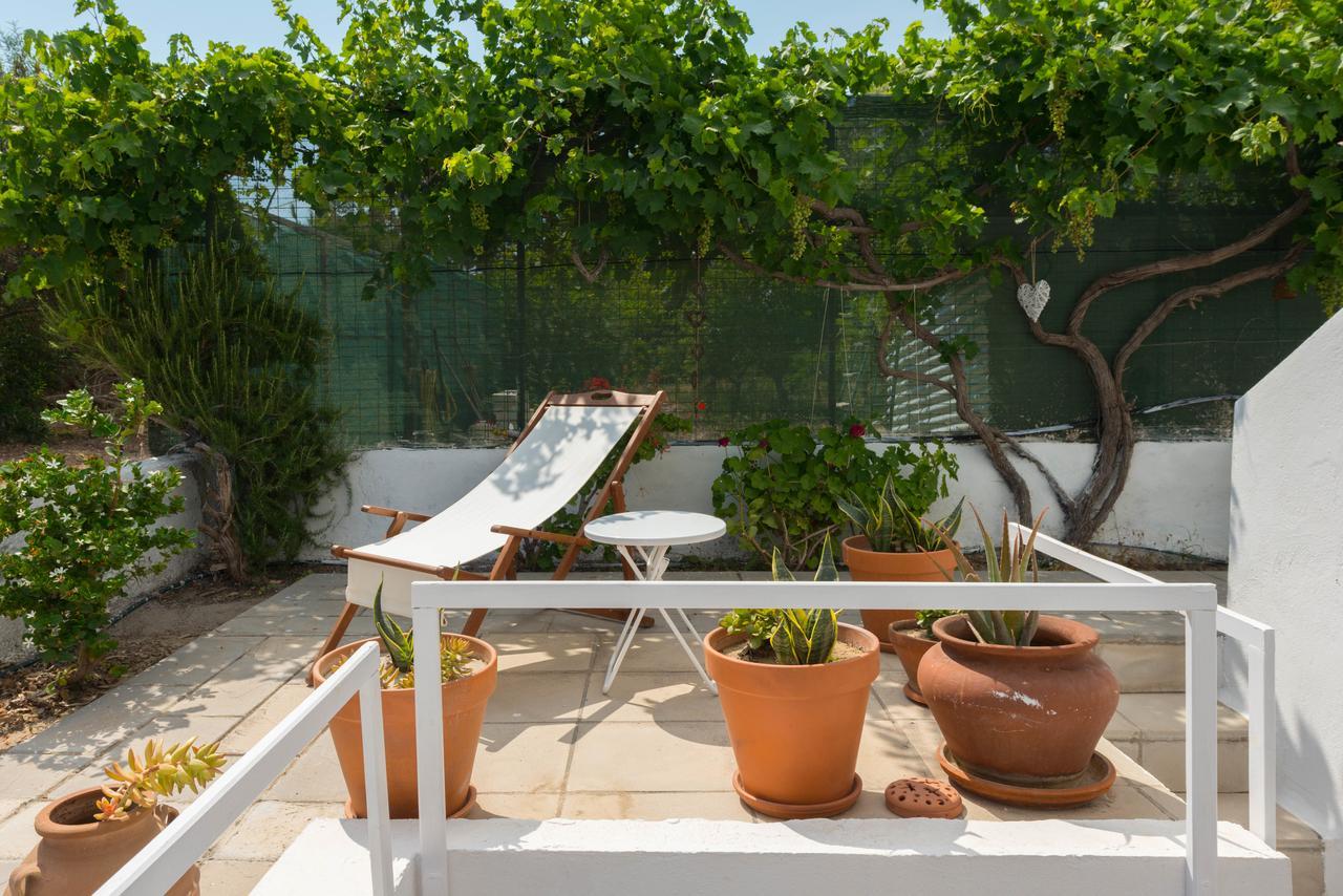 Vamare Beachfront House غينادي المظهر الخارجي الصورة